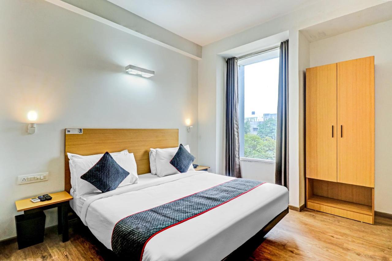 فندق Townhouse Sector 30 Near Botanic Garden Of Indian Republic نويدا المظهر الخارجي الصورة