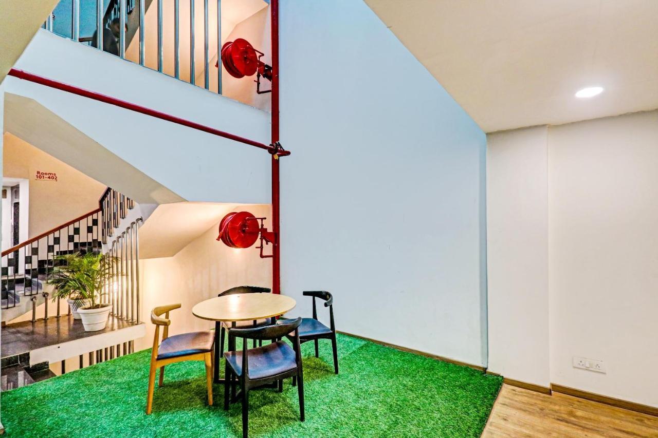 فندق Townhouse Sector 30 Near Botanic Garden Of Indian Republic نويدا المظهر الخارجي الصورة