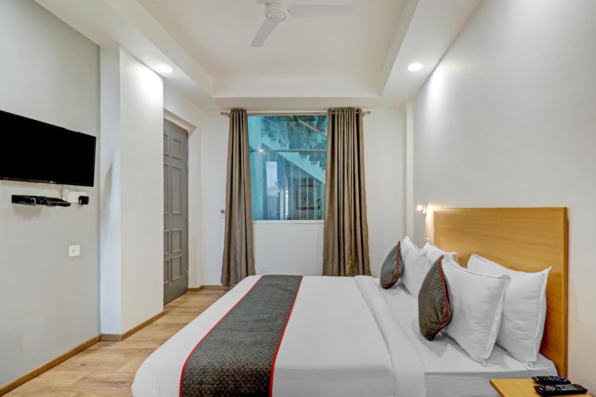 فندق Townhouse Sector 30 Near Botanic Garden Of Indian Republic نويدا المظهر الخارجي الصورة