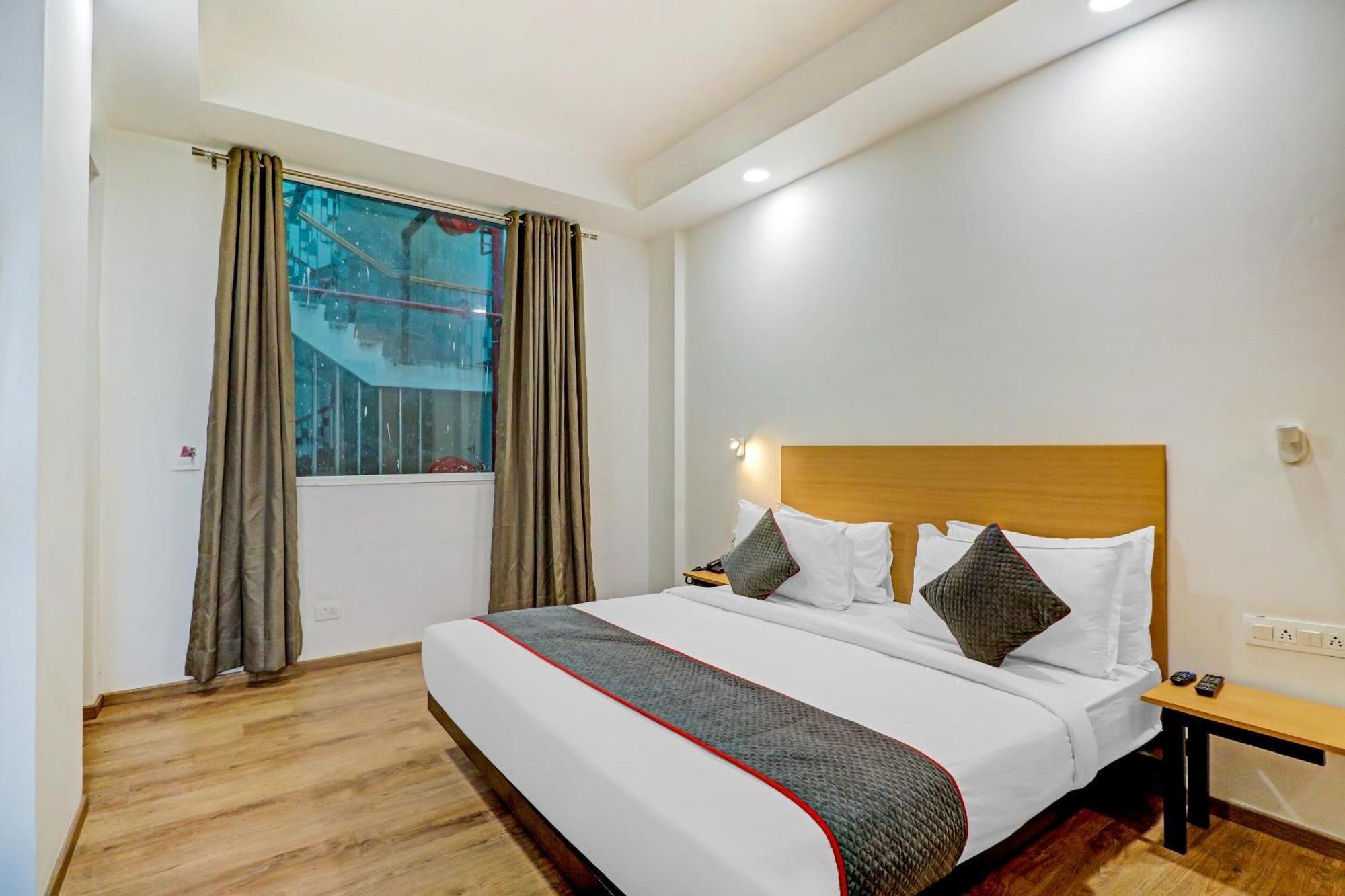 فندق Townhouse Sector 30 Near Botanic Garden Of Indian Republic نويدا المظهر الخارجي الصورة