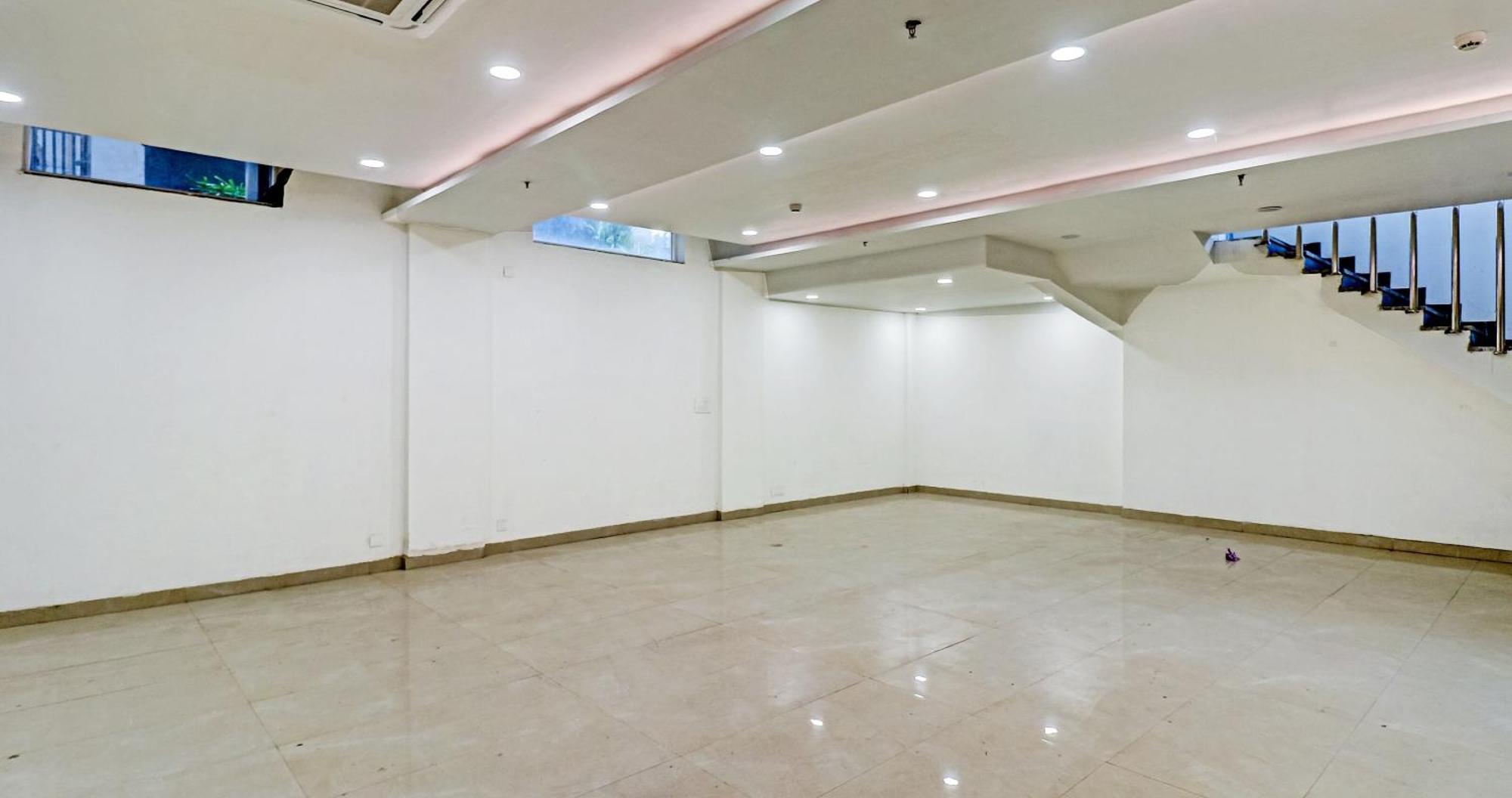 فندق Townhouse Sector 30 Near Botanic Garden Of Indian Republic نويدا المظهر الخارجي الصورة